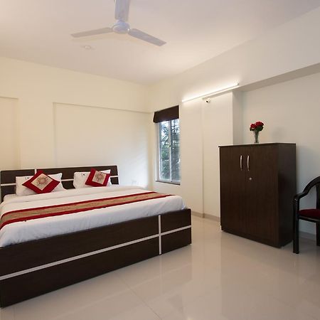 Oyo 9052 Leisurely Abode 호텔 Khadki 외부 사진